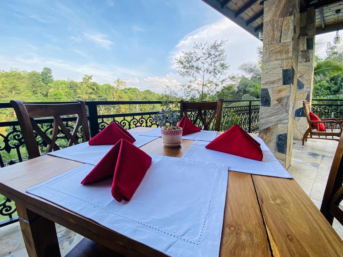 Danisco Leisure Bunglow Kandy Exteriör bild
